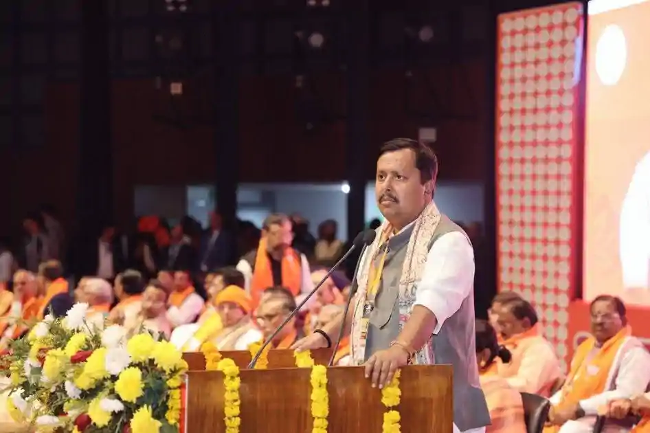 नितिन नवीन ने बांकीपुर क्षेत्र की विभिन्न विकासात्मक योजनाओं की विस्तृत समीक्षा की, अधिकारियों से कहा- विकास कार्यों में लाये तेजी लाए