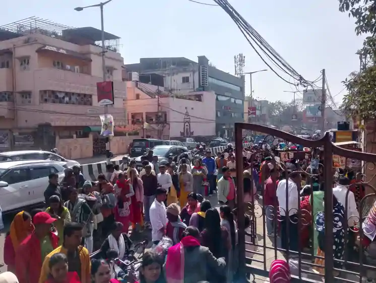 षटतिला एकादशी पर श्री श्याम मंदिर में उमड़ा आस्था का सैलाब, संकीर्तन से गूंजा परिसर