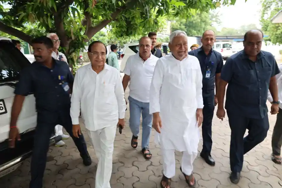 पूर्व सीएम नीतीश कुमार का निर्देश, बांकीपुर उपचुनाव में भारी जीत दर्ज करने के लिए जुटें कार्यकर्ता