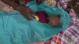 डॉक्टर के इंतजार में बुझ गई मासूम की जिंदगी, परिजनों का फूटा गुस्सा