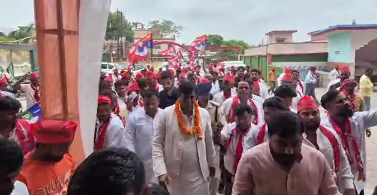 उत्तर प्रदेश में बोले मुकेश सहनी, आरक्षण नहीं तो वोट नहीं