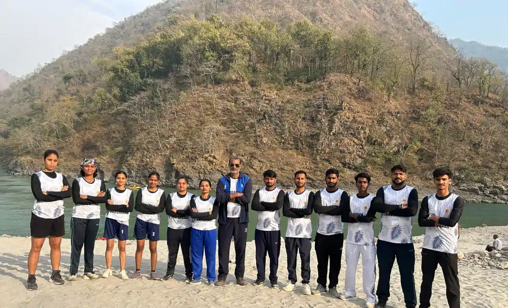 बीच थ्रोबॉल में बिहार का जलवा, पुरुष टीम क्वार्टर फाइनल में, महिला टीम ने UP को हराया