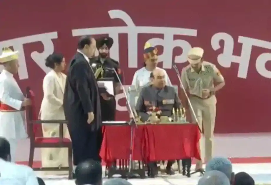 सैयद अता हसनैन बने बिहार के नए राज्यपाल, शपथ ग्रहण में नीतीश और दोनों डिप्टी CM रहे मौजूद