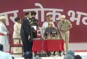 सैयद अता हसनैन बने बिहार के नए राज्यपाल, शपथ ग्रहण में नीतीश और दोनों डिप्टी CM रहे मौजूद