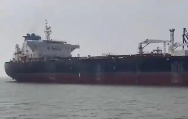 ईरान की मंजूरी के बाद LPG लेकर 2 भारतीय जहाजों ने होर्मुज पार किया, 2-3 दिन में भारत पहुंचेंगे-