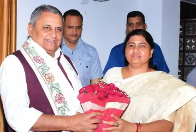 JDU की लेसी सिंह, विजय चौधरी आगे, बांकीपुर से नितिन नवीन, तारापुर से सम्राट चौधरी को बढ़त