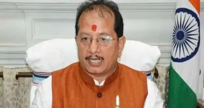 लखीसराय में डिप्टी CM विजय सिन्हा ने की पूजा, बोले– “जंगलराज के युवराज का करियर खत्म होने को है” Vijay Sinha