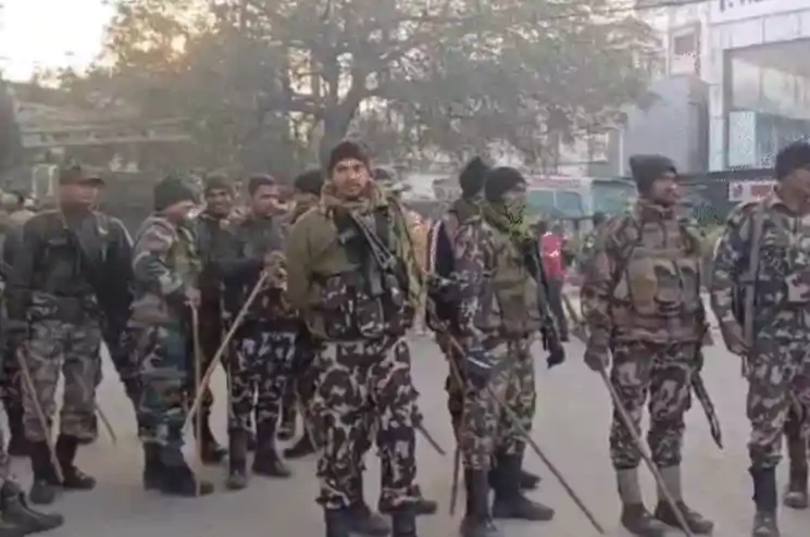 थोड़ी देर में बैलेट पेपर की गिनती होगी शुरू, इसके बाद EVM खुलेगा 