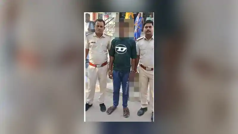 मंगलसूत्र झपटमारी कांड का खुलासा, मुख्य आरोपी छोटे लाल यादव गिरफ्तार, मंगलसूत्र और बाइक बरामद