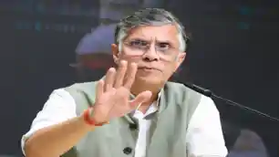 कांग्रेस नेता पवन खेड़ा को सुप्रीम कोर्ट से झटका,  तेलंगाना HC से मिली ट्रांजिट बेल पर लगाई रोक