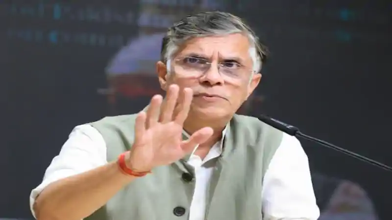 कांग्रेस नेता पवन खेड़ा को सुप्रीम कोर्ट से झटका,  तेलंगाना HC से मिली ट्रांजिट बेल पर लगाई रोक