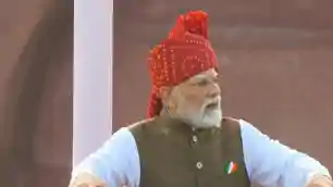 लाल किले की प्राचीर से PM मोदी का संदेश, 2047 तक भारत को विकसित देश बनाने का संकल्प 