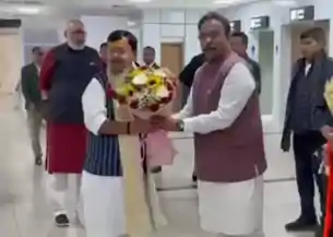 नितिन नबीन बीजेपी मुख्यालय पहुंचे, शाह भी मौजूद, एयरपोर्ट पर लगे जय श्रीराम के नारे