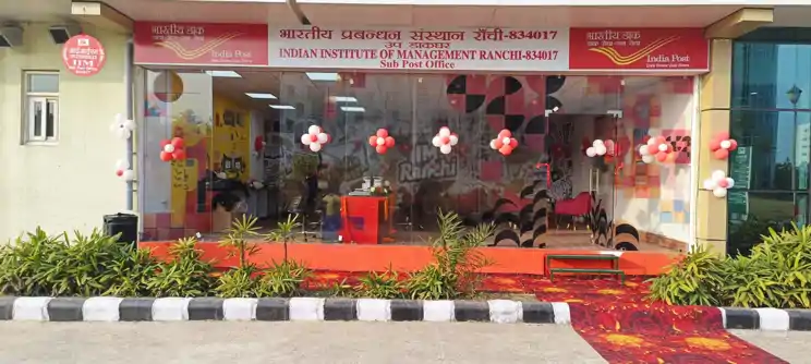 IIM रांची में शुरू हुआ झारखंड का पहला Gen-Z पोस्ट कैफे, डाक सेवाओं से युवाओं को जोड़ने की नई पहल