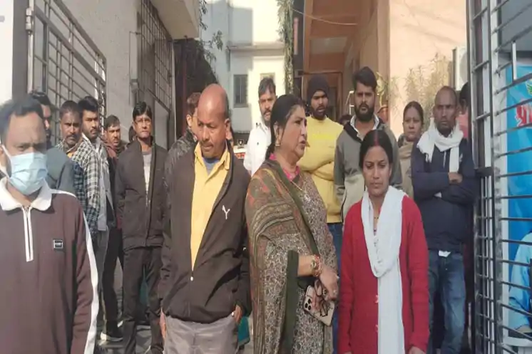 डालटेनगंज : गो*लीकांड पर प्रथम महापौर अरुणा शंकर ने जताई चिंता, प्रशासन से की सख्त कार्रवाई की मांग