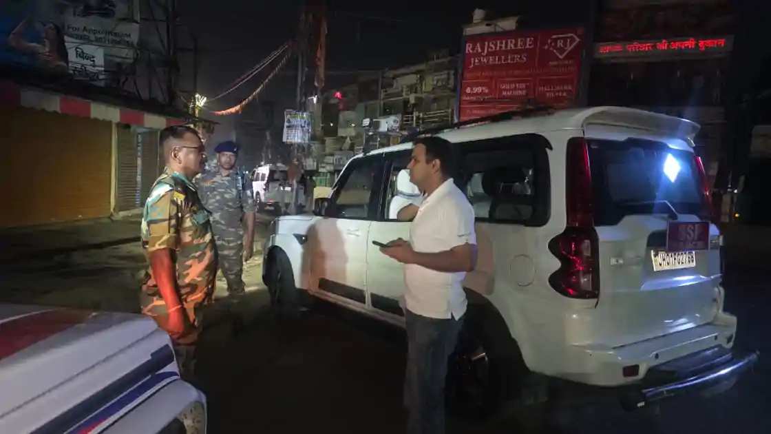 लापरवाही पड़ी भारी! SSP के निरीक्षण में हिंदपीढ़ी थाना प्रभारी पर गिरी गाज