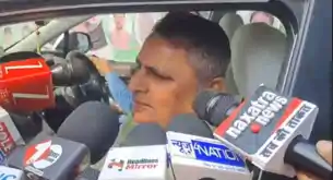 हमें जीत को लेकर कोई संदेह नहीं, हमारे विधायक आराम से धूम रहे हैं। विपक्ष के विधायक नजरबंद हैं: विजय चौधरी