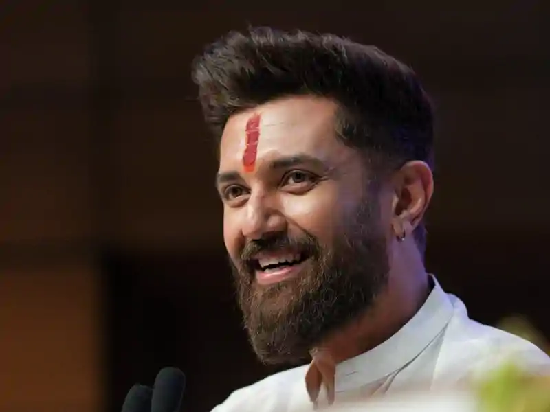 चिराग पासवान ने पहली लिस्ट में उतारे 14 उम्मीदवार, जानें किसको कहां से मिला टिकट Chirag Paswan