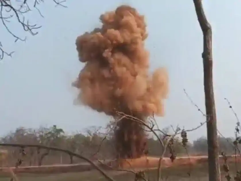 सारंडा में IED की चपेट में आने से एक जवान घायल, एयरलिफ्ट कर रांची भेजा गया