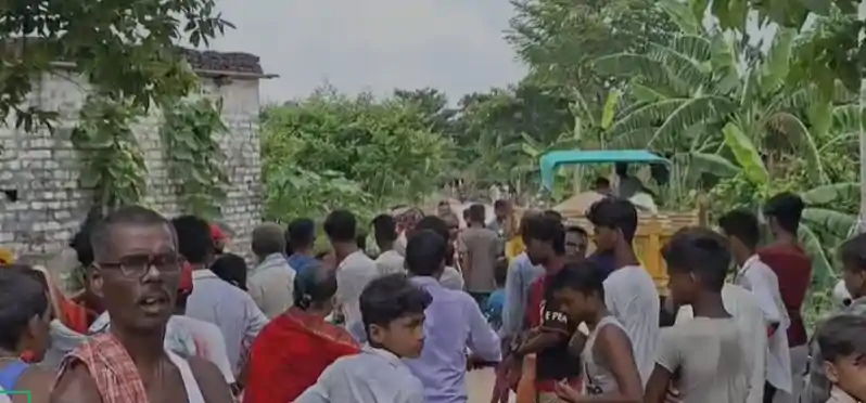 ठुकरा कर मेरा प्यार, मेरा इंतजाम देखेगी, शादी के बाद मायके आई नवविवाहिता की हत्या ठुकरा कर मेरा प्यार, मेरा इंतजाम देखेगी, शादी के बाद मायके आई नवविवाहिता की हत्या
