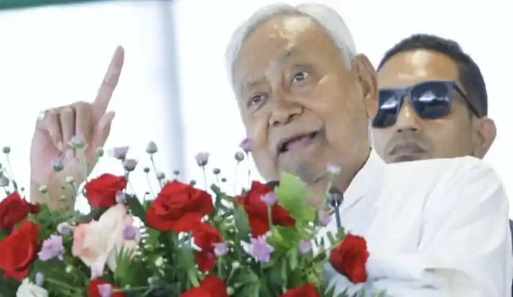 नीतीश कुमार ने शिक्षकों को दी खुशखबरी, जल्द होगा प्रमोशन