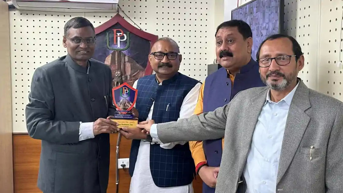 मंत्री से बने प्रोफेसर: अशोक चौधरी ने पाटलिपुत्र विश्वविद्यालय में सहायक प्राध्यापक का पद संभाला