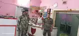 जामताड़ा पुलिस का ऑपरेशन 'नाइट चेक', होटल-लॉज और बस स्टैंड पर पुलिस की पैनी नजर