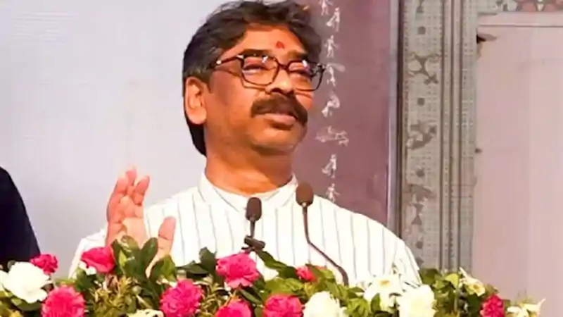 रांची में तीन दिवसीय कृषि मेले का शुभारंभ, CM ने किसानों से की आधुनिक तकनीक अपनाने की अपील रांची में तीन दिवसीय कृषि मेले का शुभारंभ, CM ने किसानों से की आधुनिक तकनीक अपनाने की अपील
