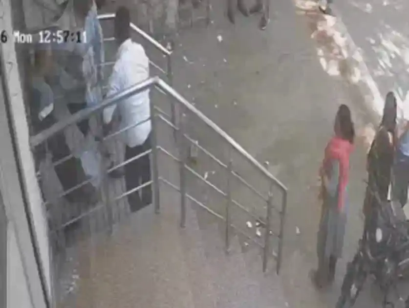 छुट्टी के विवाद में बैंक मैनेजर की हत्या, गार्ड ने सीने में मारी गोली, CCTV में कैद हुआ फरार होना