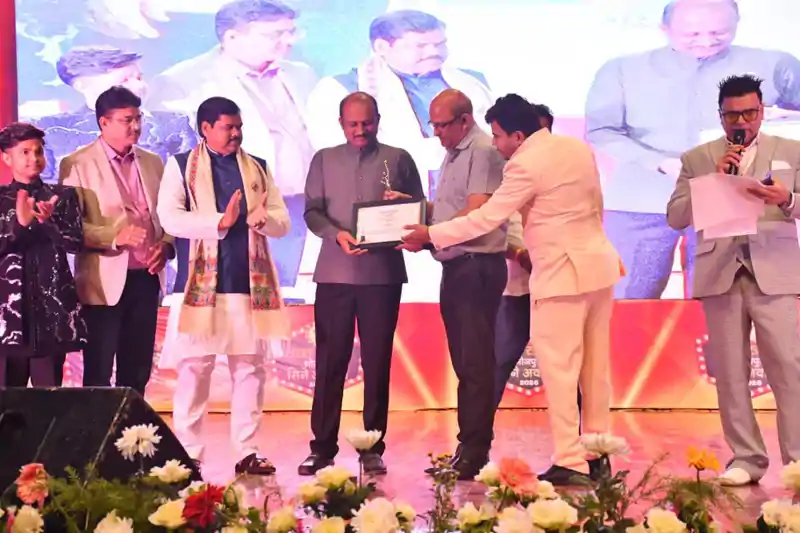 भोजपुरी सिनेमा में पीआर का परचम