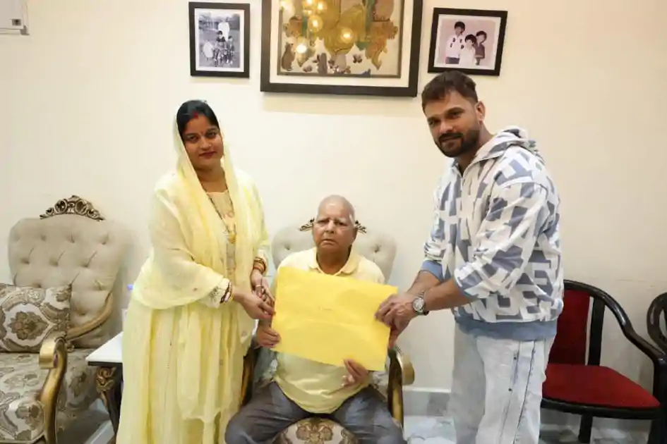 छपरा से चुनाव लड़ेंगे खेसारी लाल यादव: बोले– मैं लडूं या पत्नी, दोनों एक ही बात है