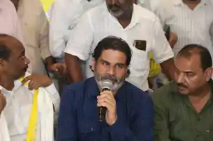 PK ने महागठबंधन में जारी खींचतान पर कसा तंज, बोले - पहले तो ये स्पष्ट करना चाहिए कि मुकेश सहनी महागठबंधन में हैं भी या नहीं, बिहार में दोनों गठबंधनों ने करोड़ों रुपए में सीट बेचा है