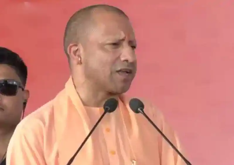 दानापुर में गरजे योगीः RJD-कांग्रेस में सिर्फ परिवार का कल्याण किया, कहा- UP में माफिया जहान्नुम की यात्रा पर हैं Danapur
