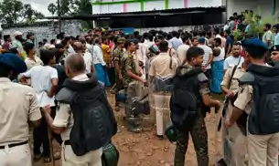 मस्जिद परिसर में मौलवी की चाकू गोदकर हत्या, इलाके में फैली सनसनी मस्जिद परिसर में मौलवी की चाकू गोदकर हत्या, इलाके में फैली सनसनी