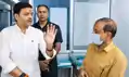 देर रात सदर अस्पताल पहुंचे प्रभारी मंत्री संजय सिंह; SNCU से गायब मिले डॉक्टर, बेड पर खून देख सीएस पर भड़के