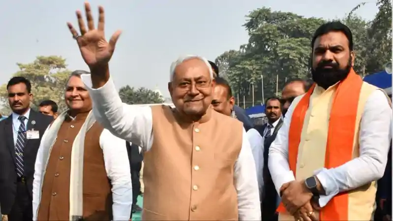 एक्शन मोड में मुख्यमंत्री नीतीश कुमार, गयाजी पहुंचे; दो दिन तक विकास कार्यों की करेंगे गहन समीक्षा नीतीश कुमार