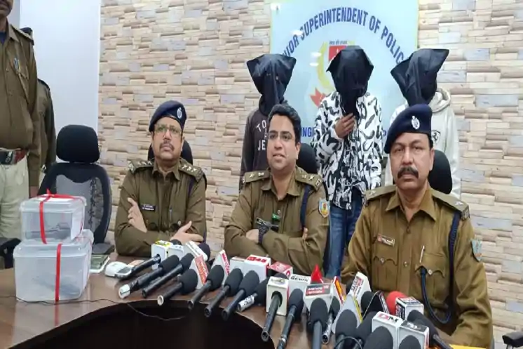 बागबेड़ा में अपराधियों की बड़ी साजिश नाकाम, हथियारों के साथ तीन गिरफ्तार