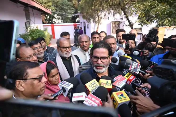 PK जहानाबाद की पीड़िता के परिजनों के साथ पटना SSP से मिले; बोले - इस मामले में SIT गठित किए जाने से स्पष्ट है कि प्रारंभिक जांच में चूक हुई है