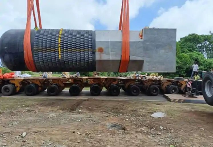 आज विश्व के सबसे ऊंचे शिवलिंग की होगी स्थापना, वाराणसी-अयोध्या के पंडित कर रहे पूजा, 8 पवित्र नदियों से जलाभिषेक