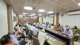 'न्यू बालेदवरी' के नाम से पूरे गांव को एक साथ बसाने की मांग, सांसद-विधायक की मौजूदगी में हुई बैठक