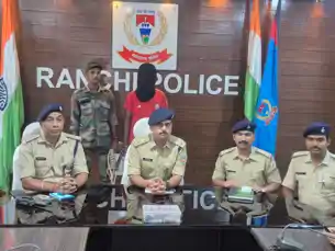 बेड़ो ह*त्याकांड में पुलिस का एक्शन, हथि*यार के साथ मुख्य आरोपी गिरफ्तार