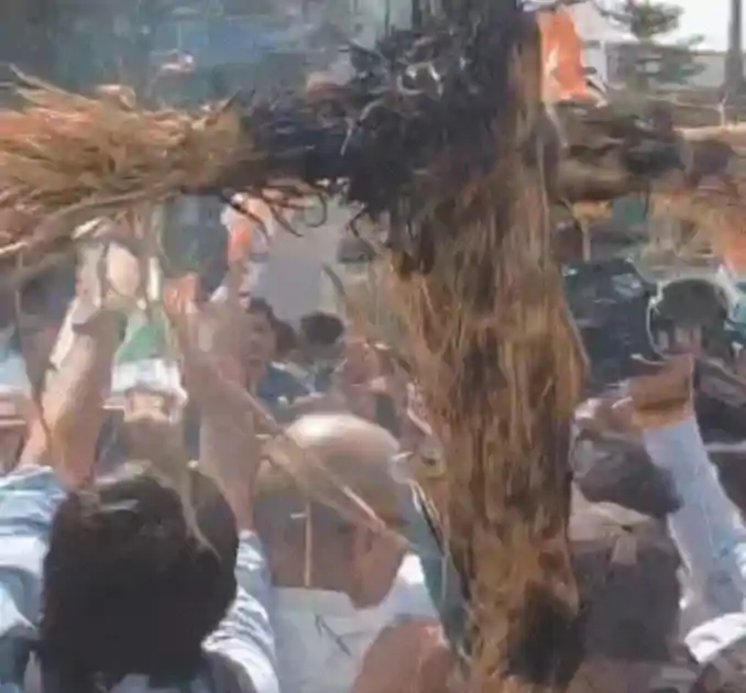 राज्यसभा चुनाव में NDA की बड़ी जीत, कांग्रेस ने लगाया ‘विधायक चोरी’ का आरोप, PM का पुतला फूंका