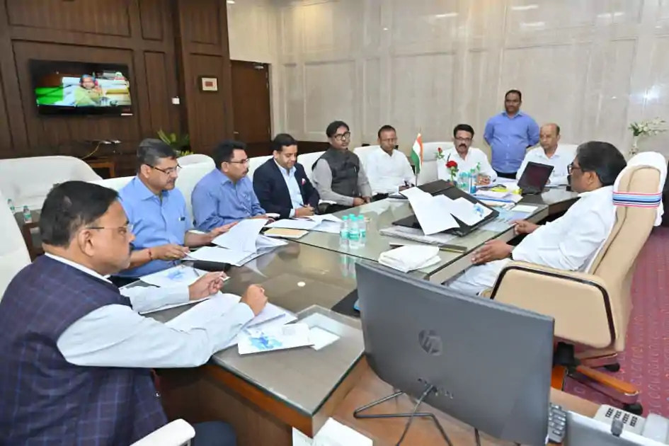 झारखंड में इको टूरिज्म को नई दिशा देने की तैयारी, मुख्यमंत्री ने समन्वित कार्ययोजना पर दिया जोर