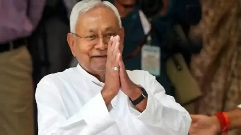 विधानसभा भंग करने की तैयारी में जुटे नीतीश कुमार, इस दिन देंगे इस्तीफा विधानसभा भंग करने की तैयारी में जुटे नीतीश कुमार, इस दिन देंगे इस्तीफा