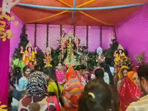 आज खुलेगा मां दुर्गा का पट, दर्शन को उमड़ेगी श्रद्धालुओं की भीड़