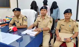 पुलिस की विशेष छापेमारी के दौरान बड़ी कार्रवाई, 3 शातिर अपराधियों को किया गिरफ्तार