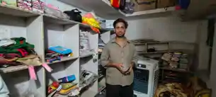 गोदाम से लाखों की चोरी, सोने-चांदी के गहने और कैश लेकर फरार हुए चोर गोदाम से लाखों की चोरी, सोने-चांदी के गहने और कैश लेकर फरार हुए चोर