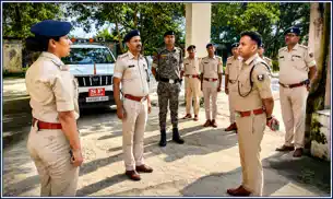 एसपी ने किया थानों का औचक निरीक्षण, पुलिसिंग व्यवस्था को लेकर दिए आवश्यक निर्देश एसपी ने किया थानों का औचक निरीक्षण, पुलिसिंग व्यवस्था को लेकर दिए आवश्यक निर्देश