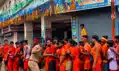 कांवड़ियों से अमर्यादित व्यवहार का वीडियो वायरल, दारोगा किशन कुमार निलंबित