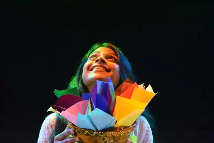 दस्तक पटना की नई प्रस्तुति: मुंबई के रंगमंच पर जीवंत हुई ट्रेजेडी क्वीन ‘मीना कुमारी’